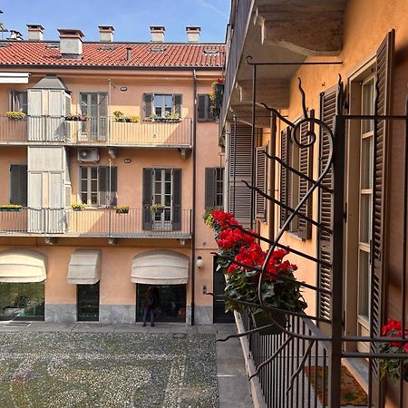 Elegante Appartamento Nel Centro Storico Di Torino Buitenkant foto